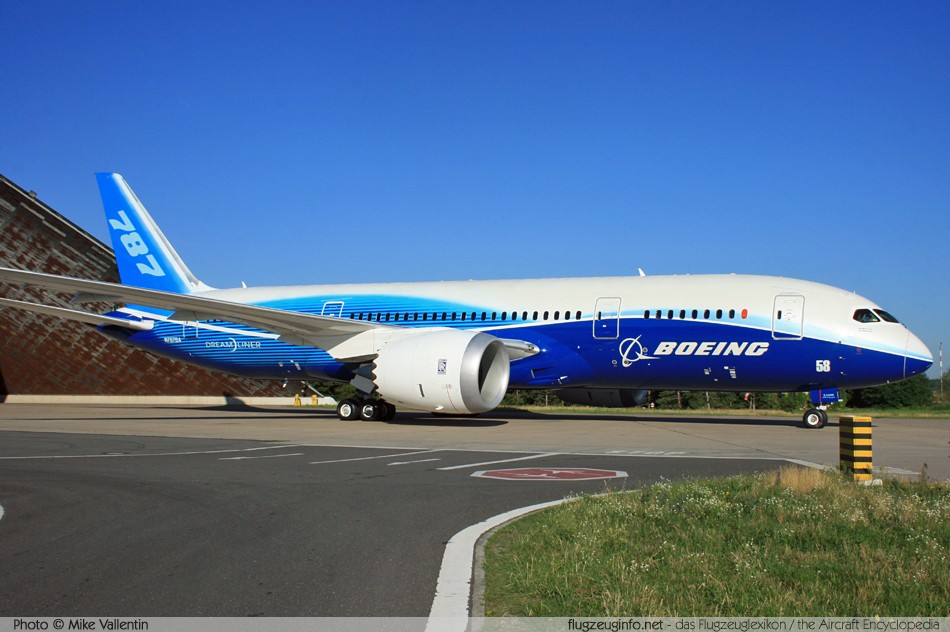 Pesawat Air India Jatuh di Ahmedabad, Diindentifikasi Boeing 787-8 Dreamliner